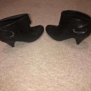 Aldo leather ankle booties